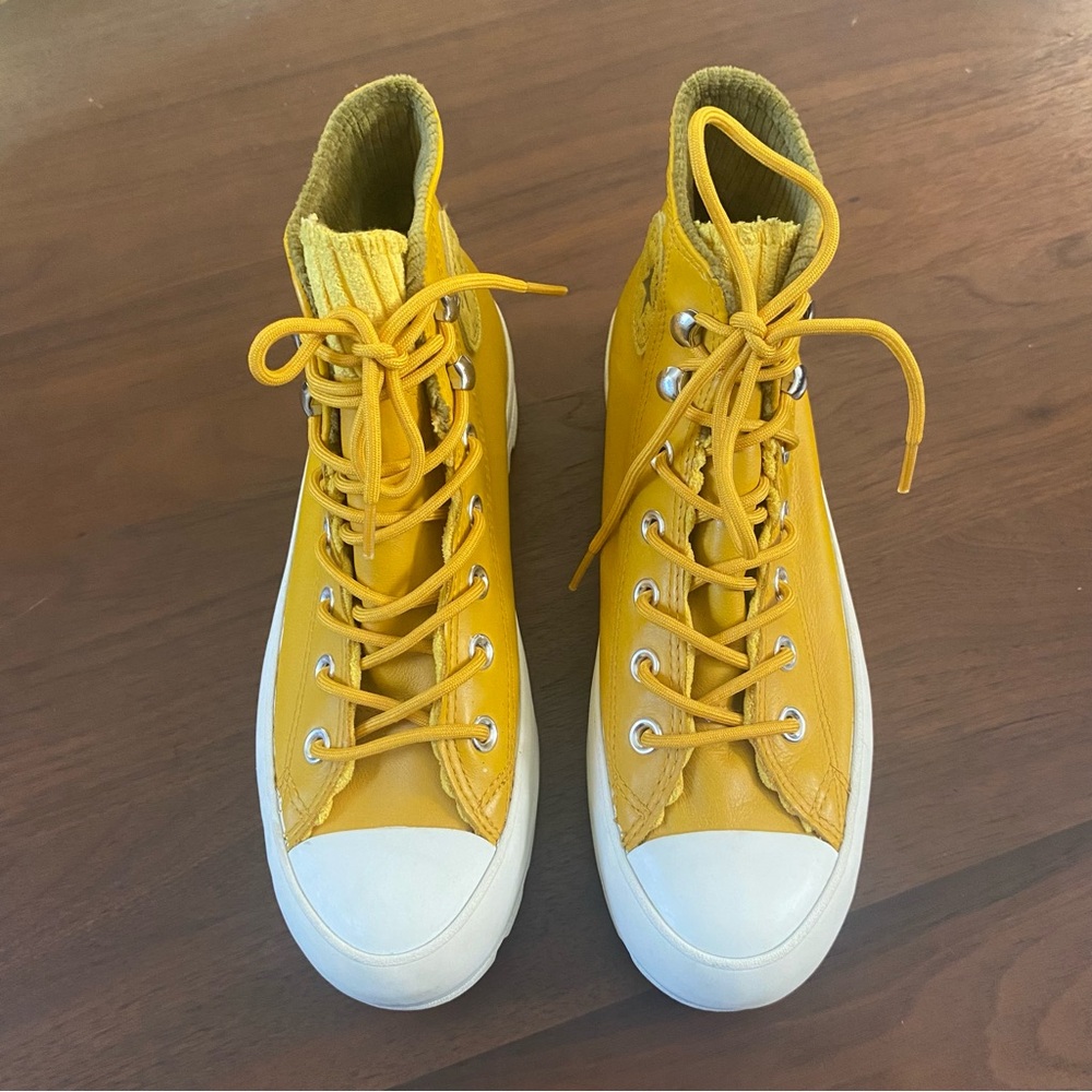 Converse Lugged Platform Hi Top Gore-Tex Mustard Yellow